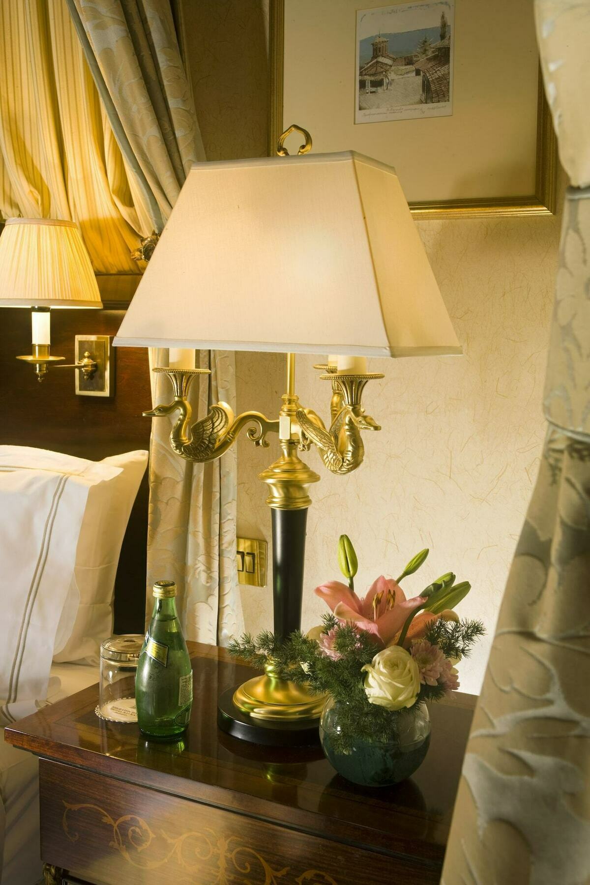 Balkan Palace מלון 5*
